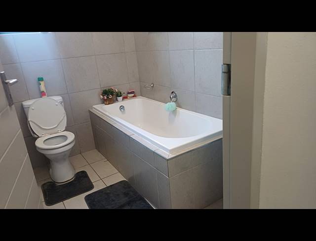 3 BEDROOM FREESTANDING FOR SALE IN SKY CITY